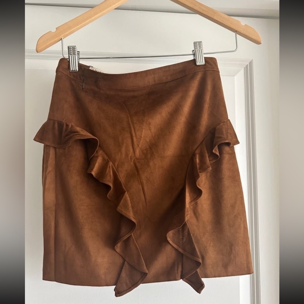 NWOT HofCB Skirt